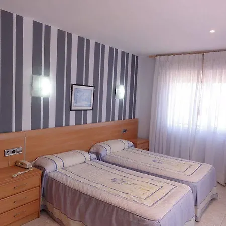 Vivero Playa Hotel 2*